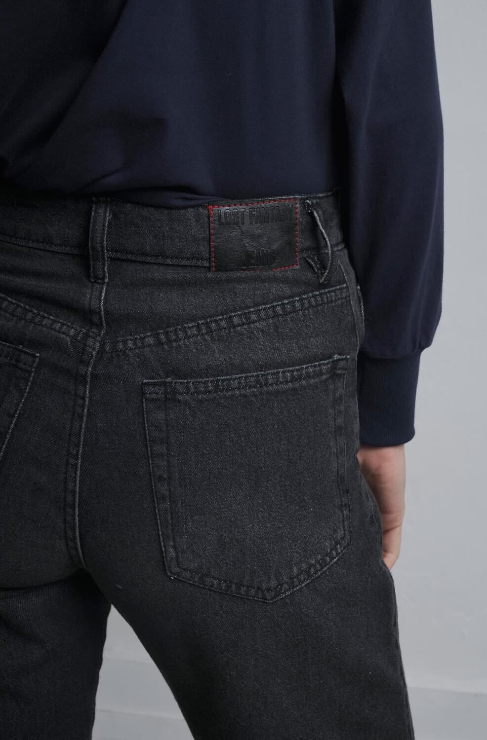 Jean Straight