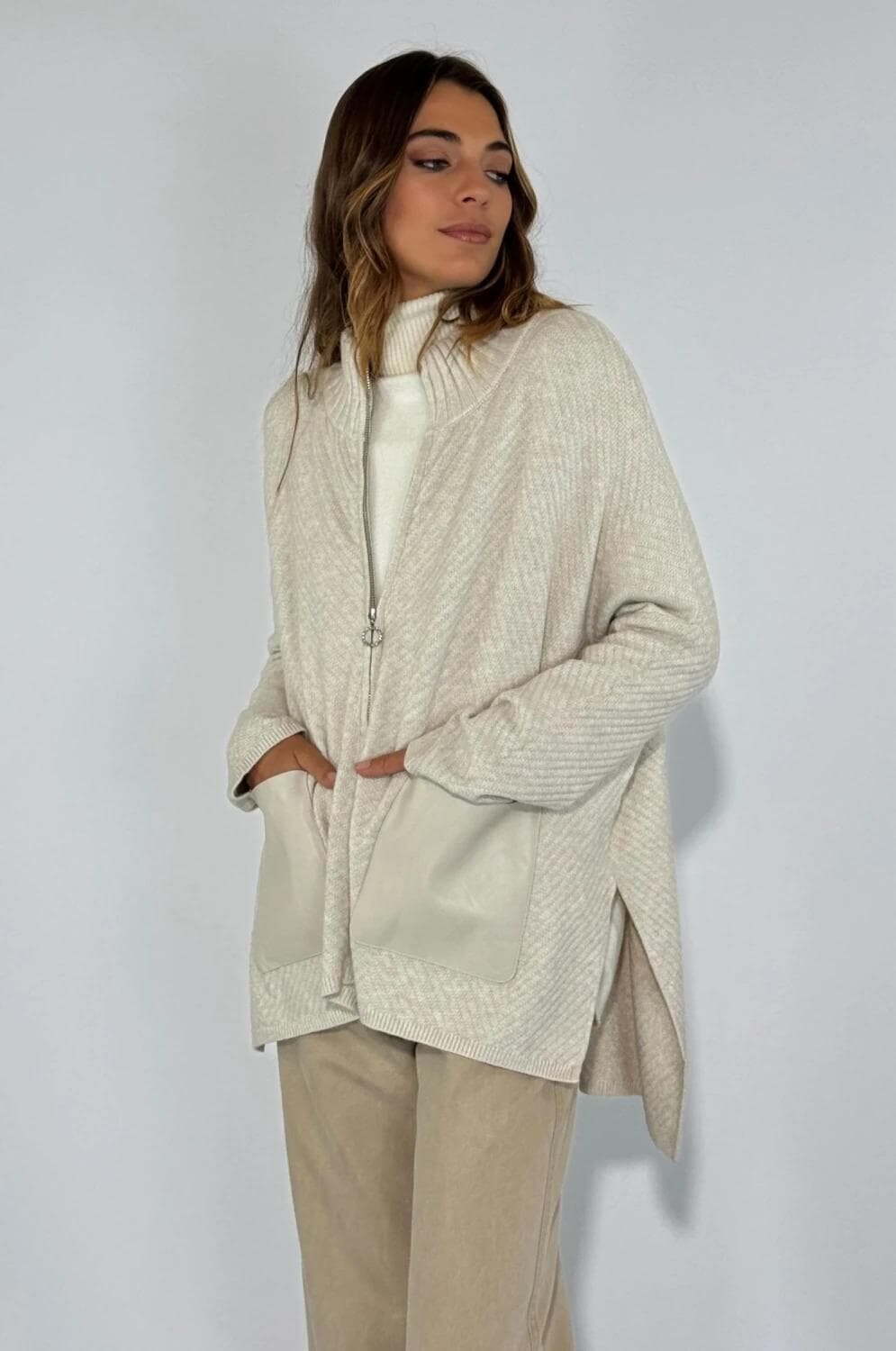 CAMPERA LEE crudo talle unico