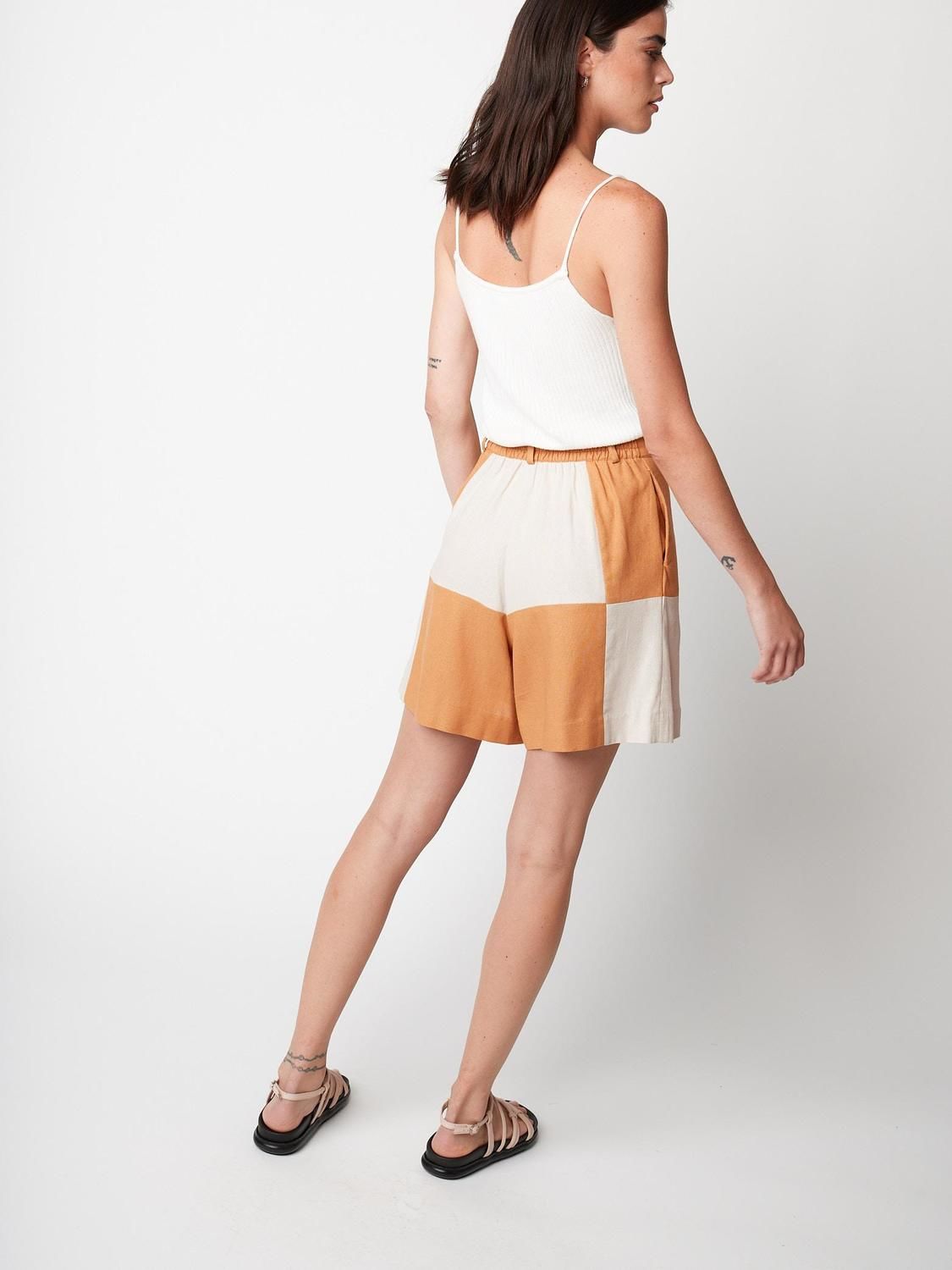 Short ZURI camel s