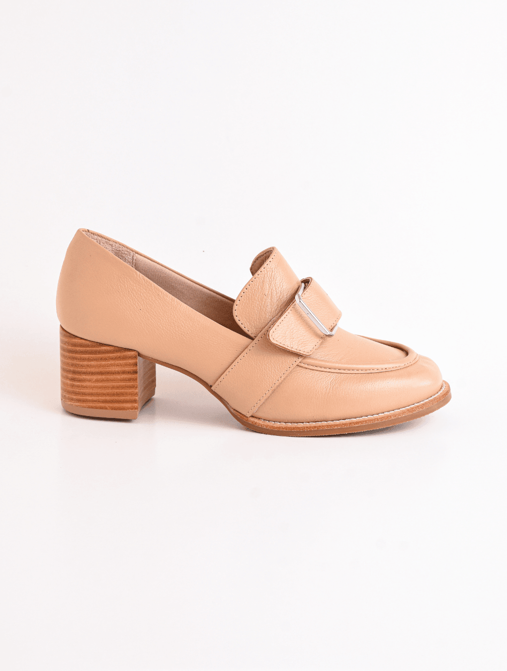 Mocasín hebilla espejo beige 37