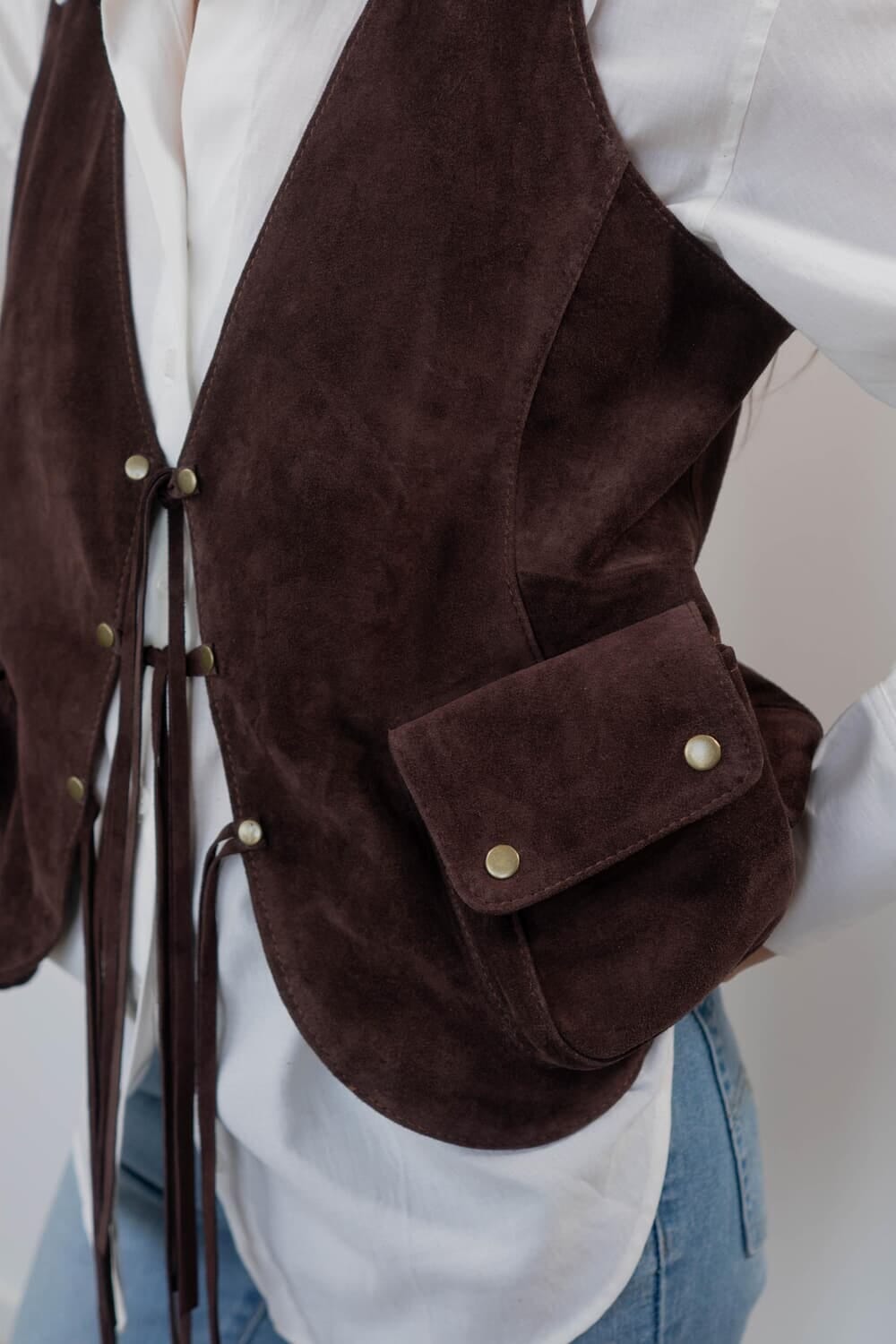 Chaleco en cuero BOHO
