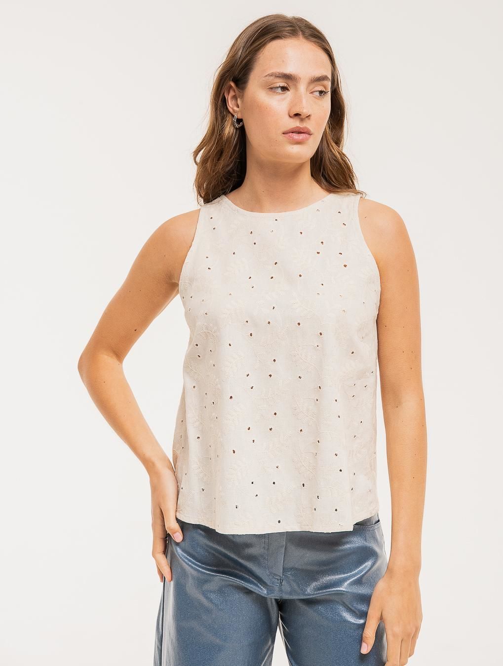 Top Flora Bordado beige l