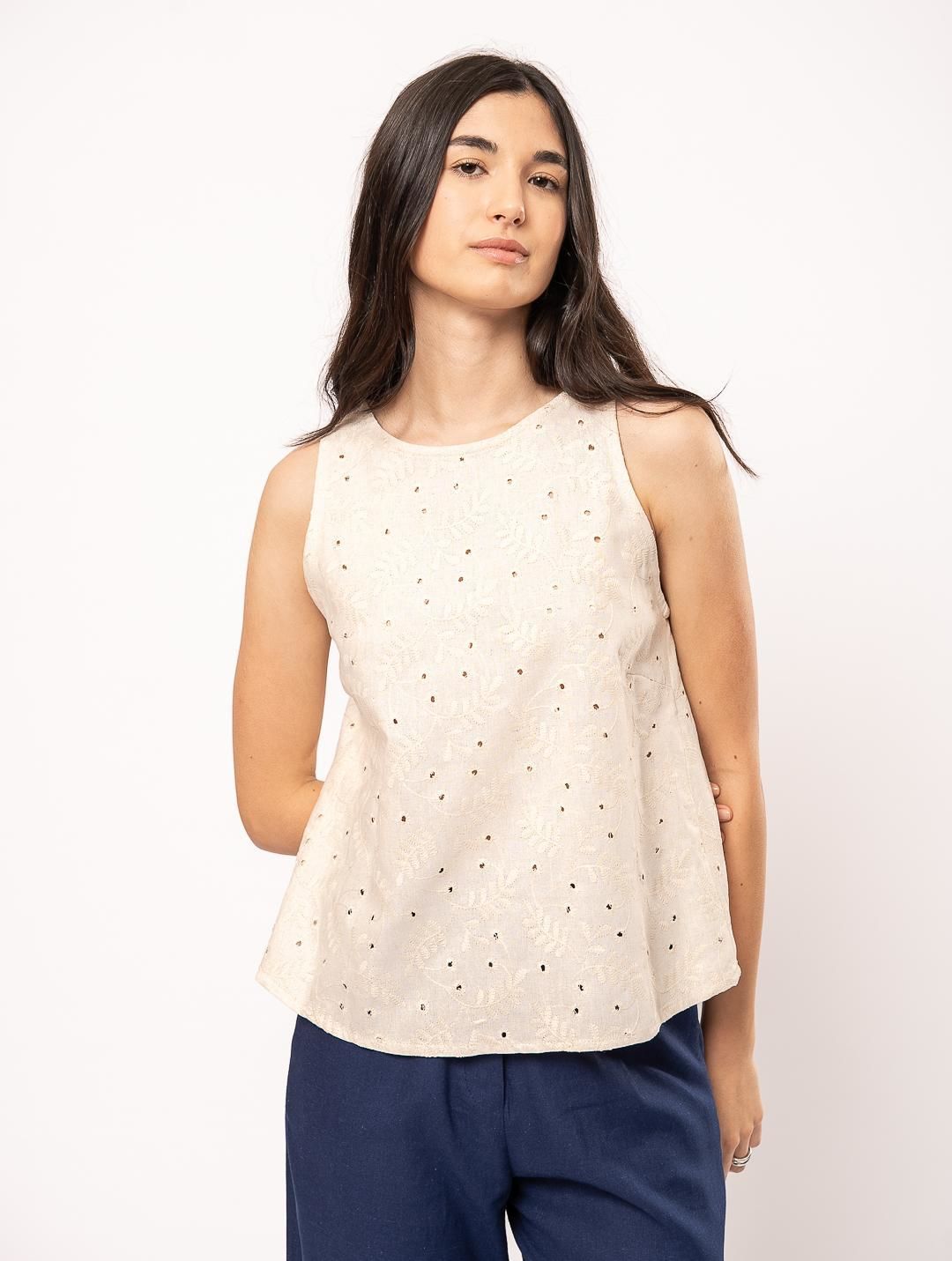 Top Flora Bordado beige m