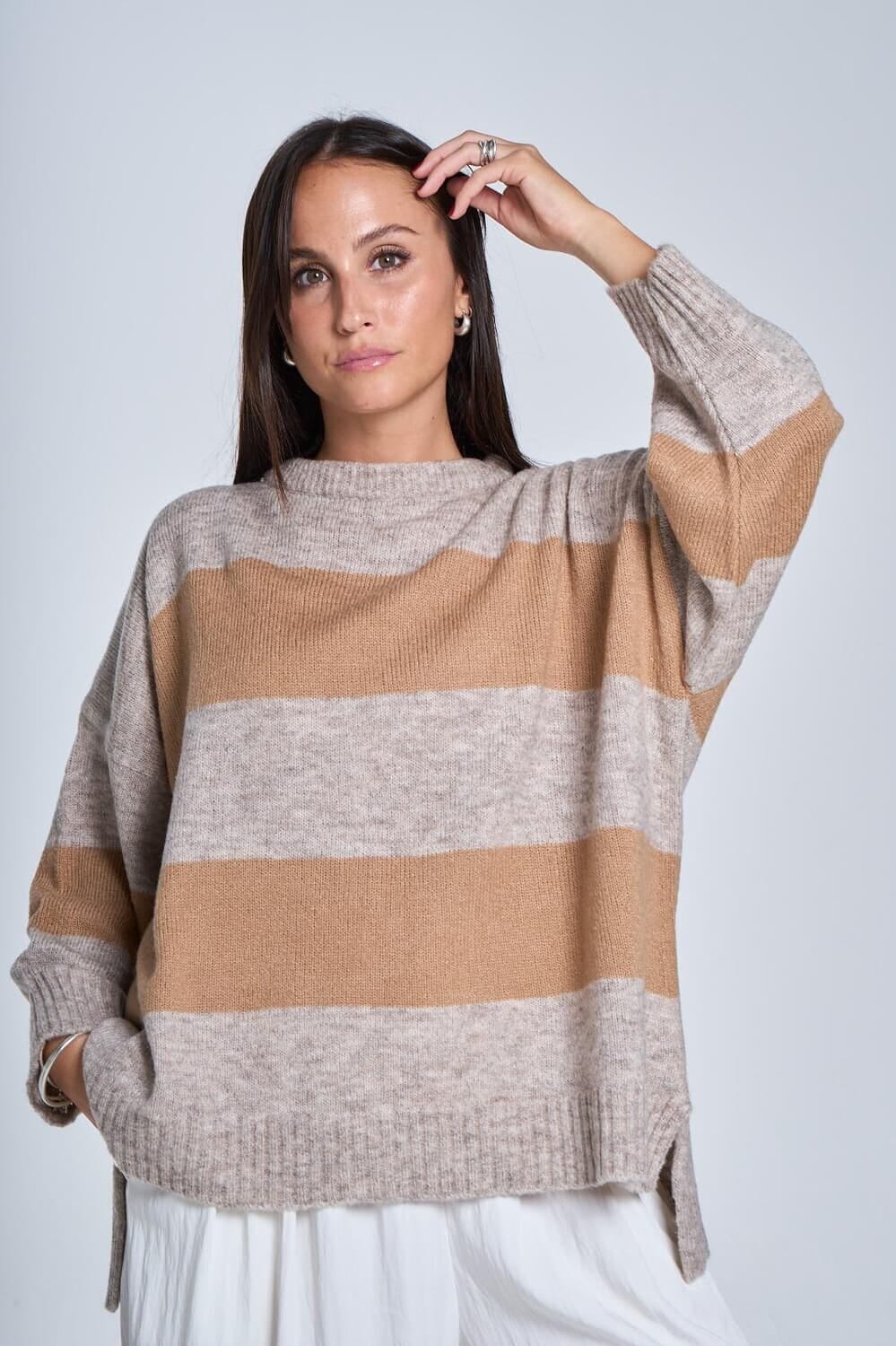 Sweater Zara camel talle unico
