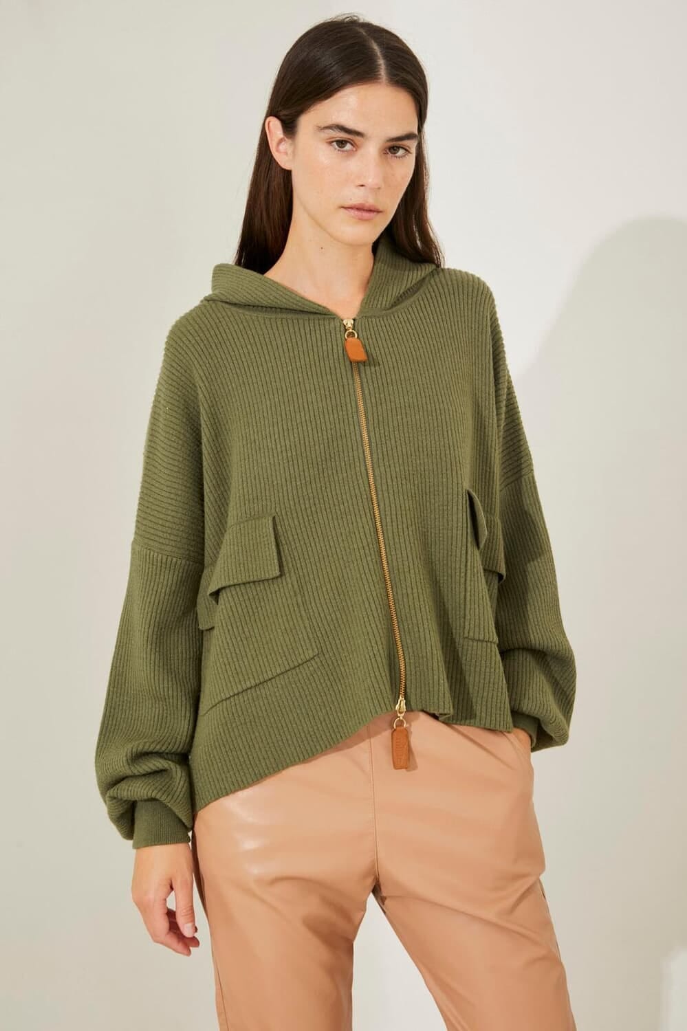 Campera Monet verde oliva talle unico