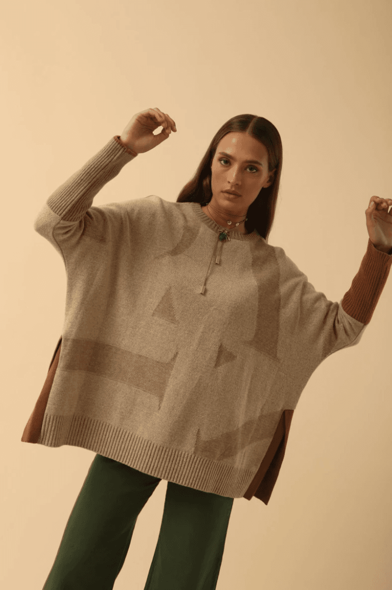 Buzo SAVIA beige talle unico