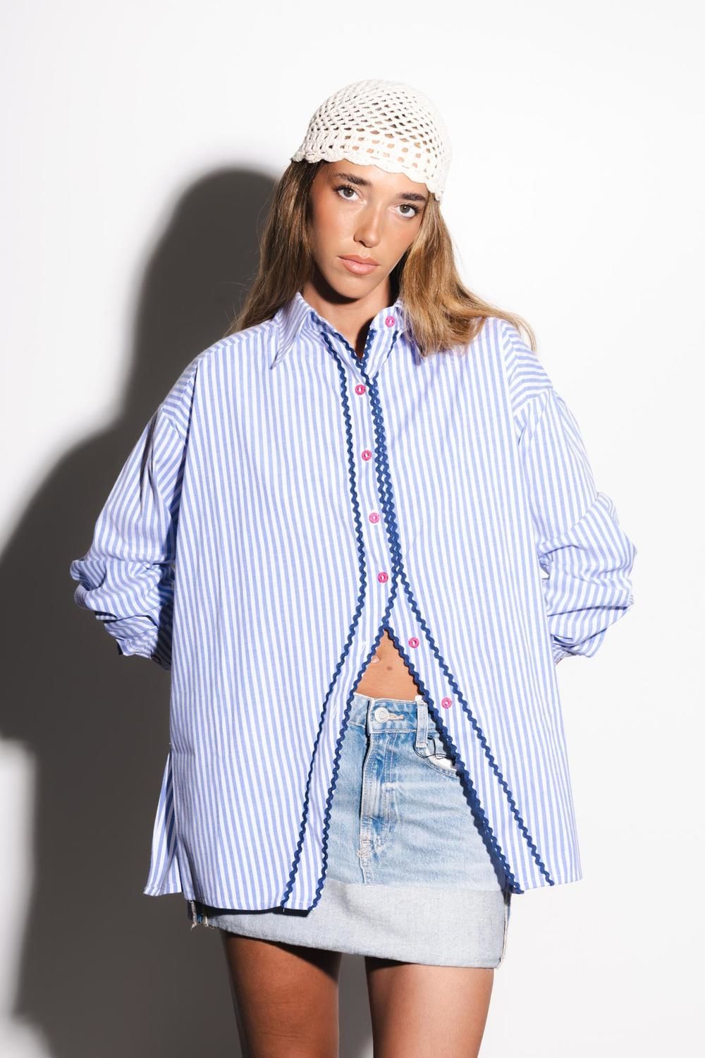 Camisa Eloisa Zig Zag celeste talle unico