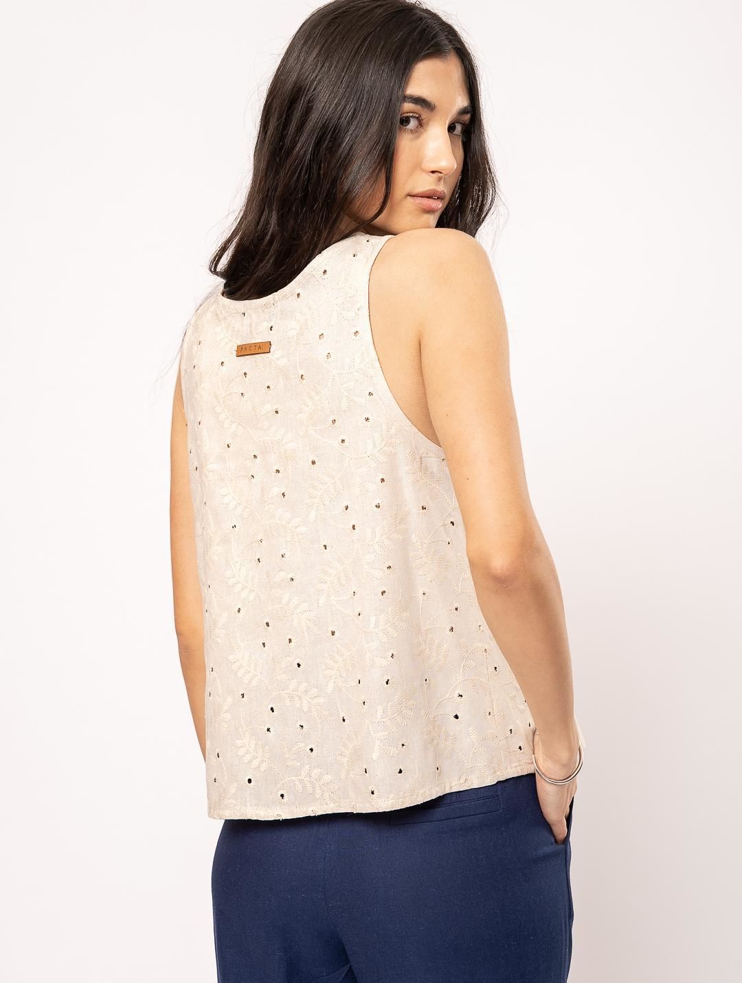 Top Flora Bordado beige m