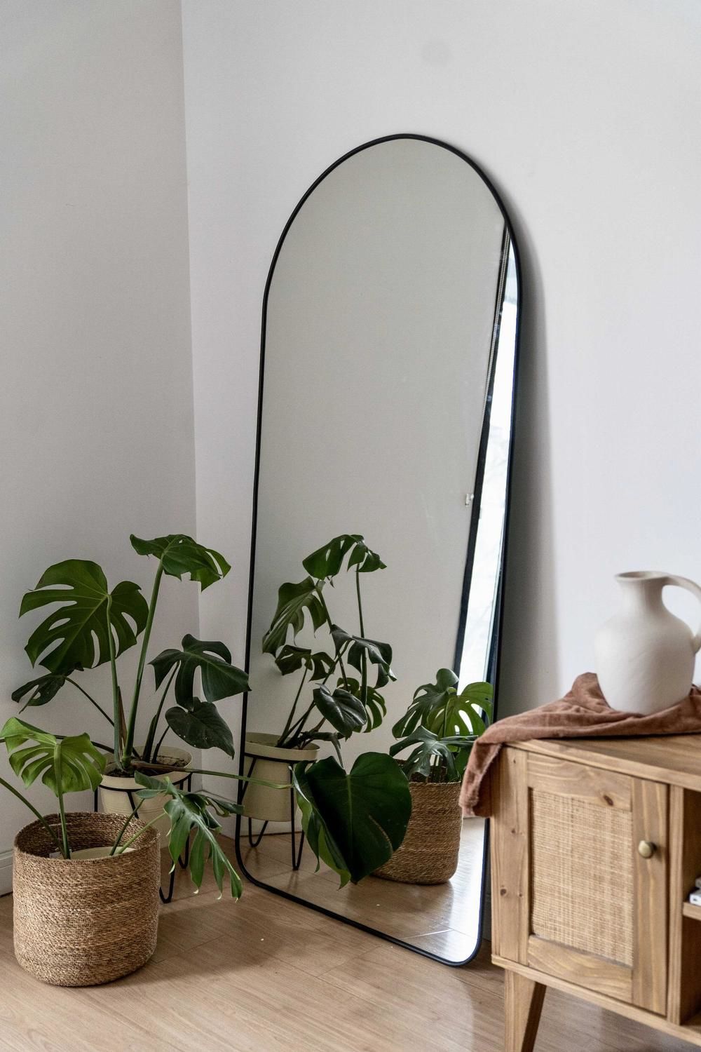 Espejo Arco (1.80) con vira de goma negro xxl