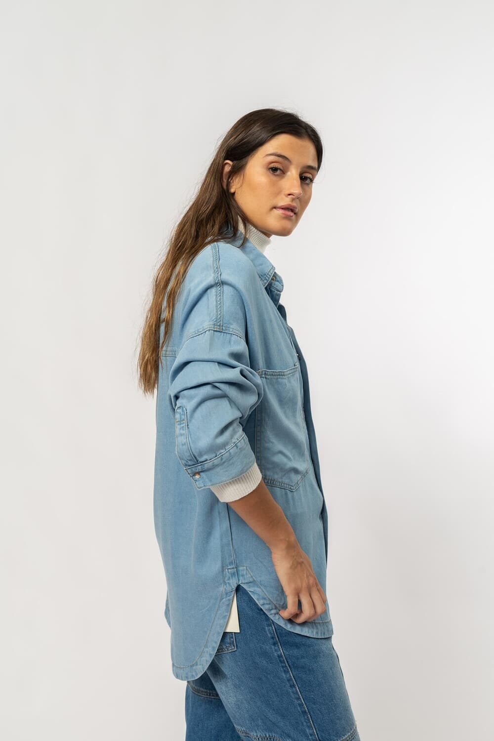 Camisa maldi celeste talle unico