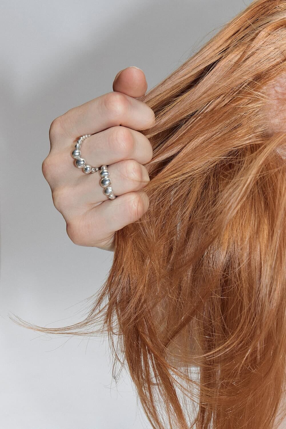 Anillo Bolitas plateado talle unico