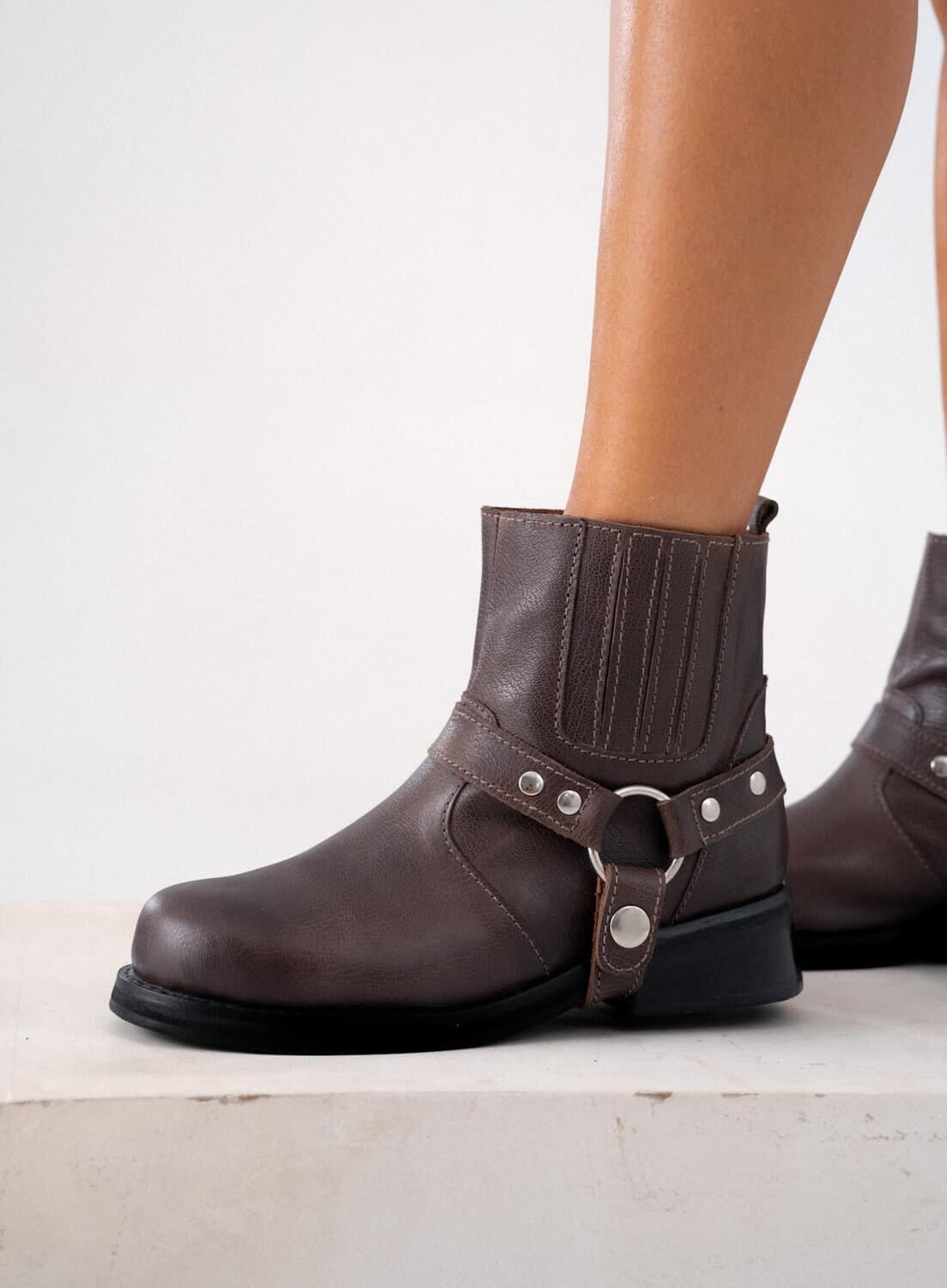 BOTA RIOT (ESTRIBO DESMONTABLE 2 EN 1)