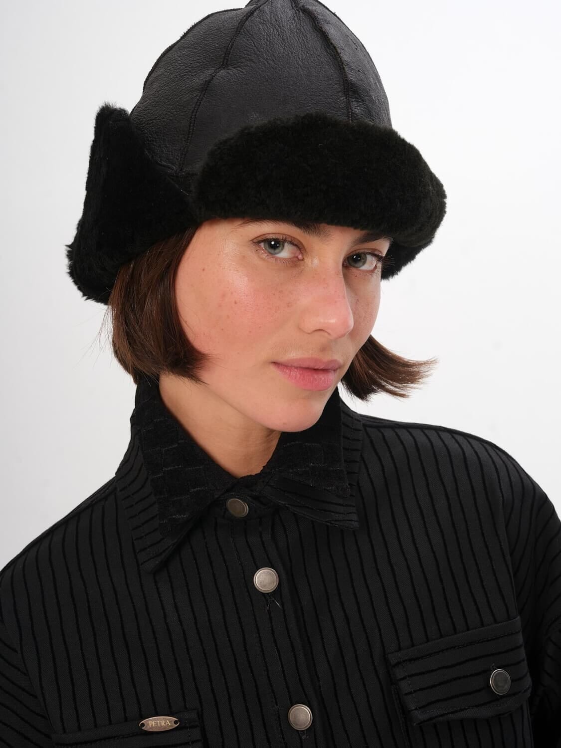 Gorro Leather Cool