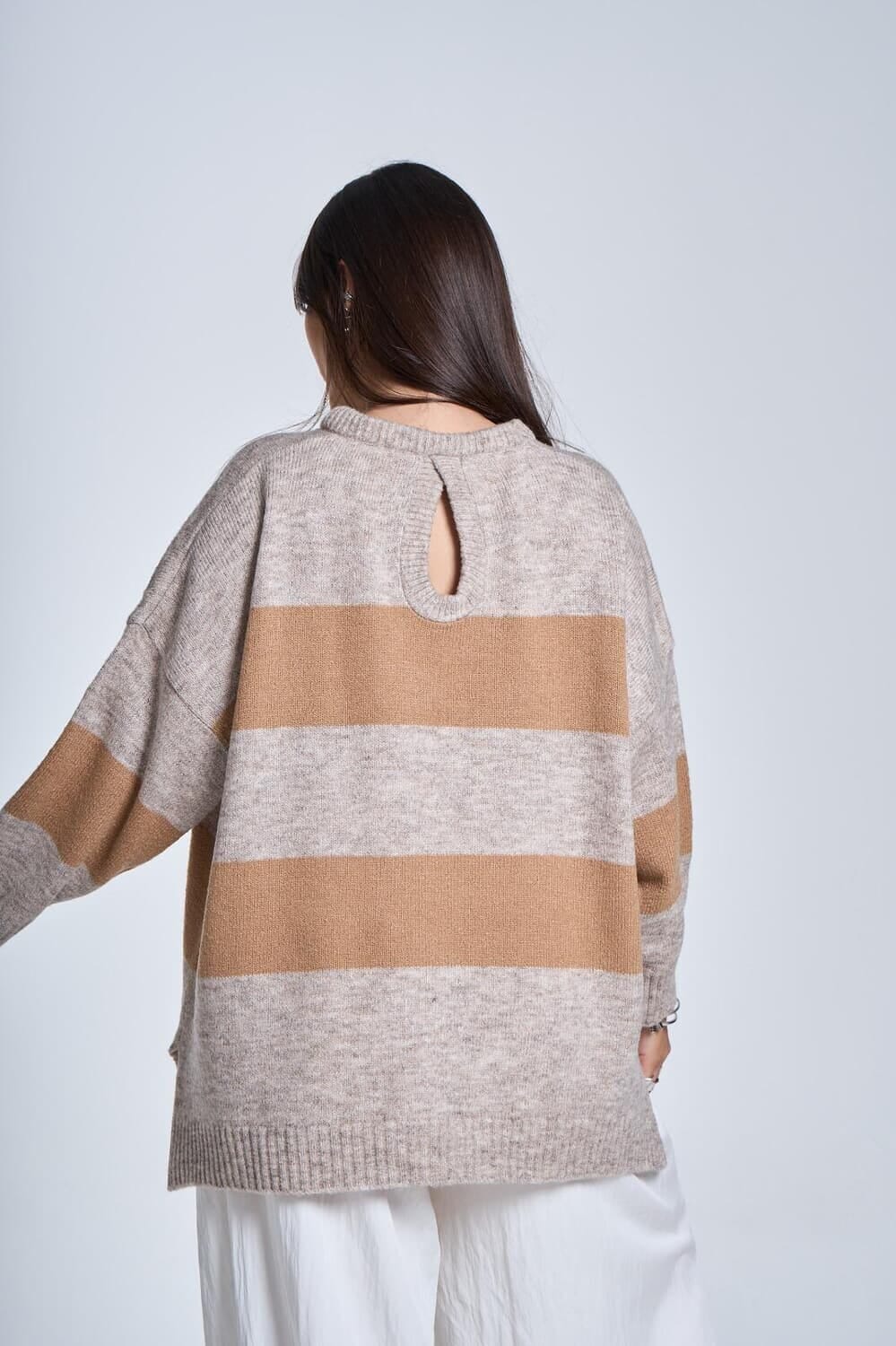 Sweater Zara camel talle unico
