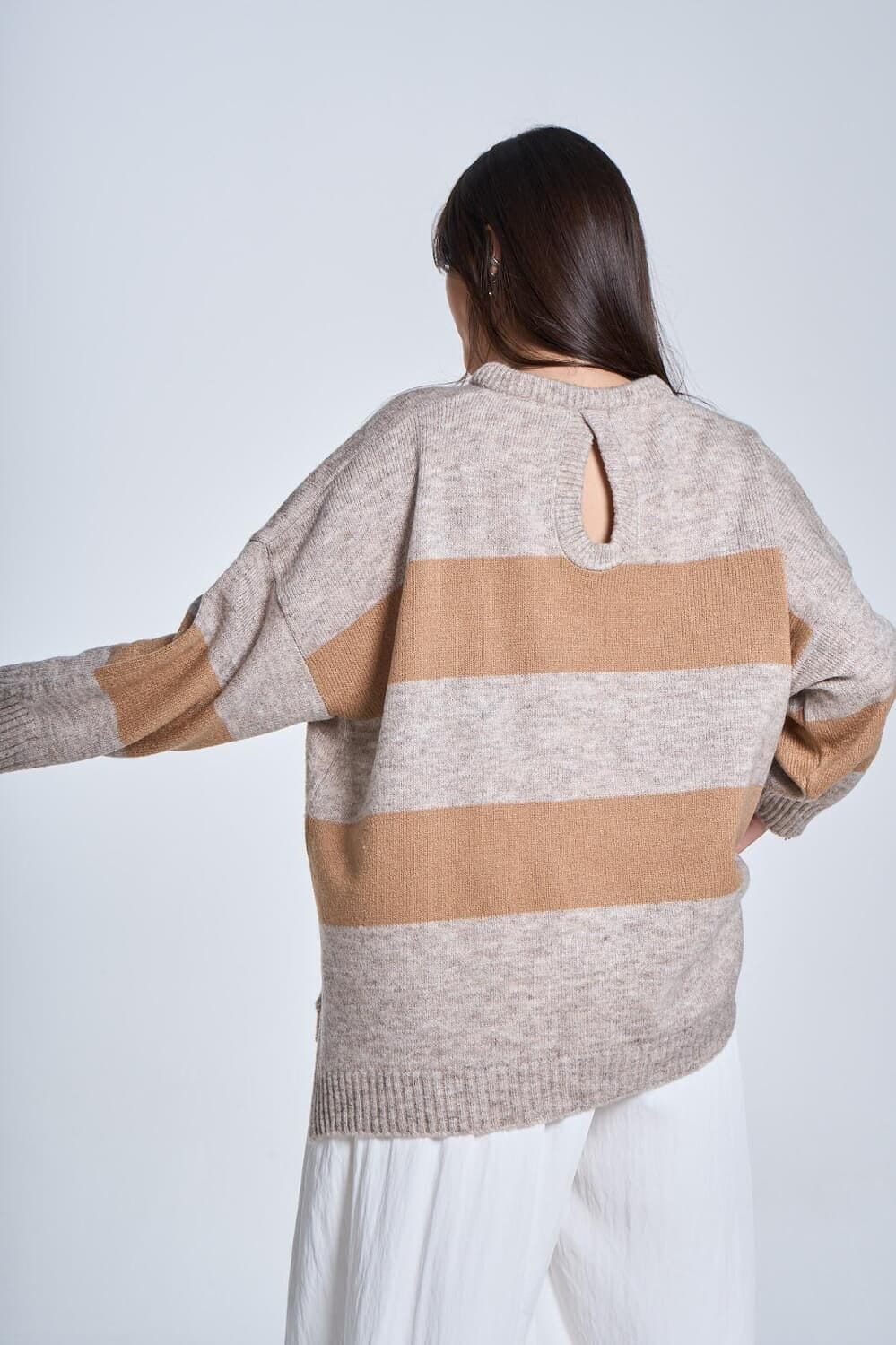 Sweater Zara camel talle unico