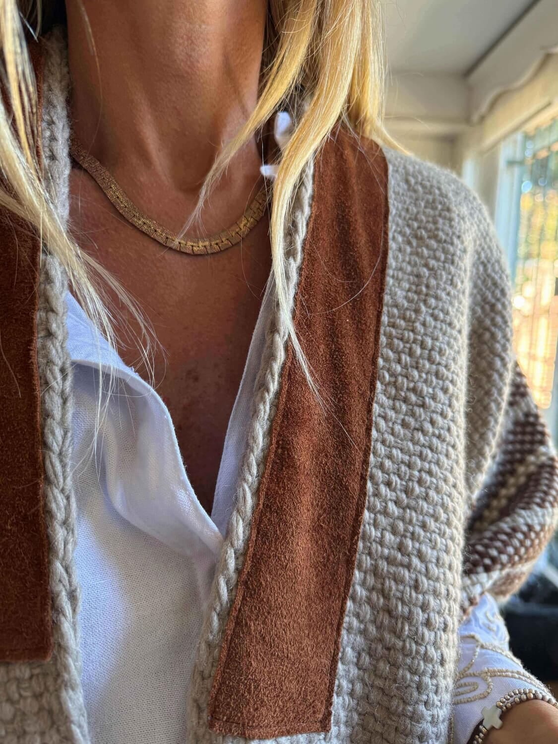 COLLAR GREECE ocre n/a