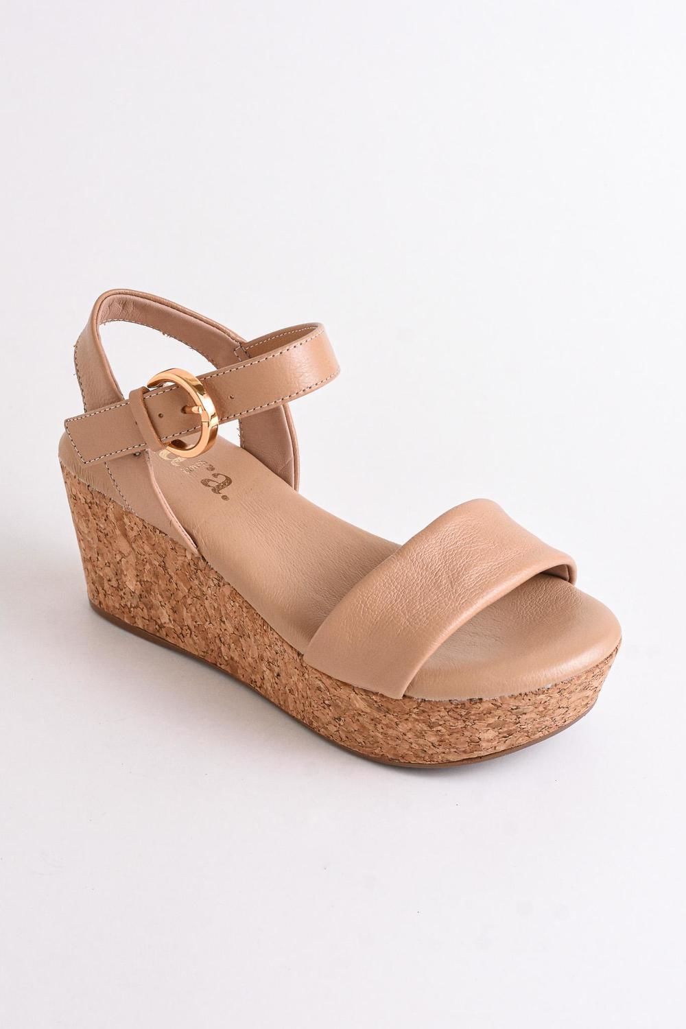 Sandalia Clau camel 35