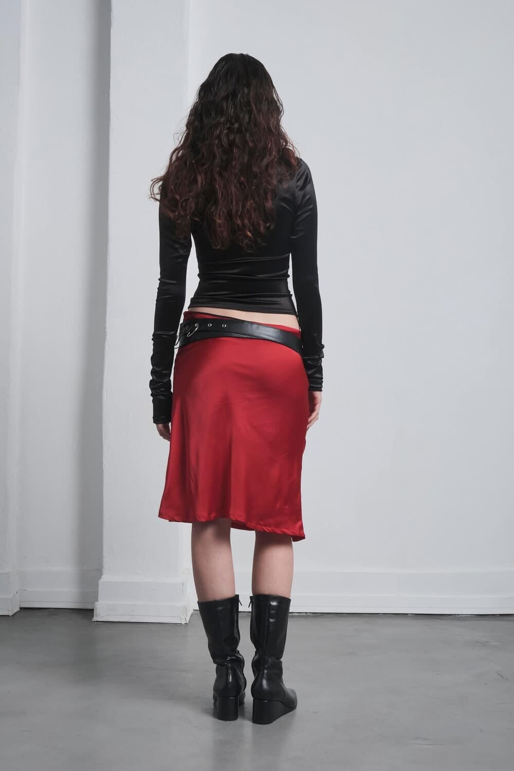 Falda Seda midi celeste 1