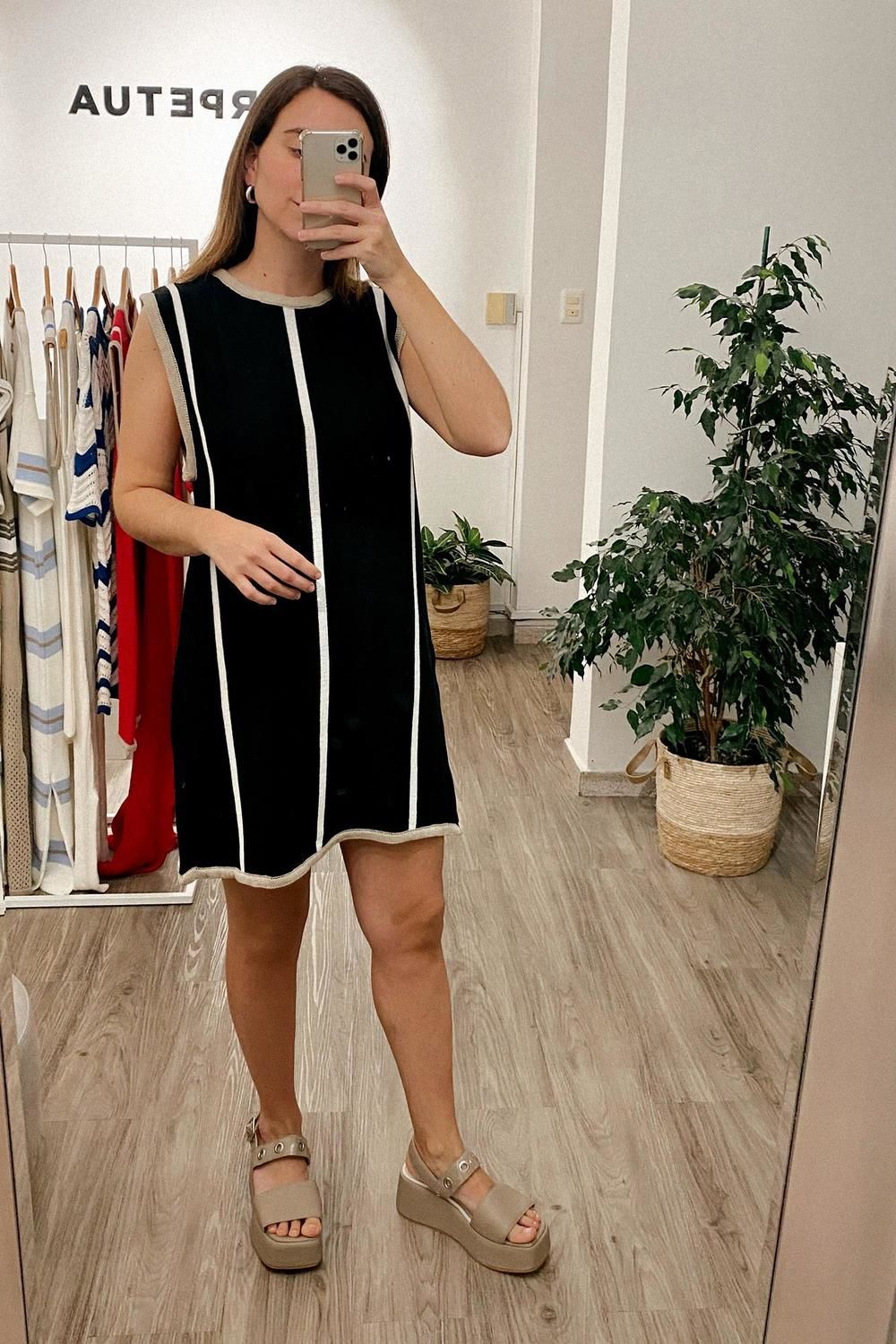 VESTIDO TEJIDO FARO negro talle unico