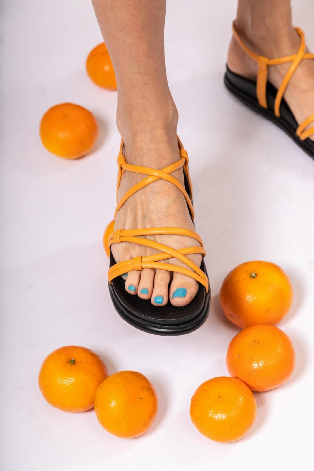 Sandalia Clorina naranja 36