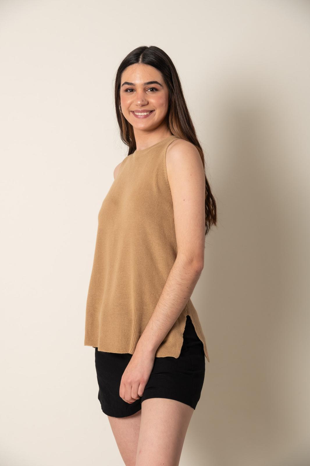 MUSCULOSA OVIEDO camel talle unico