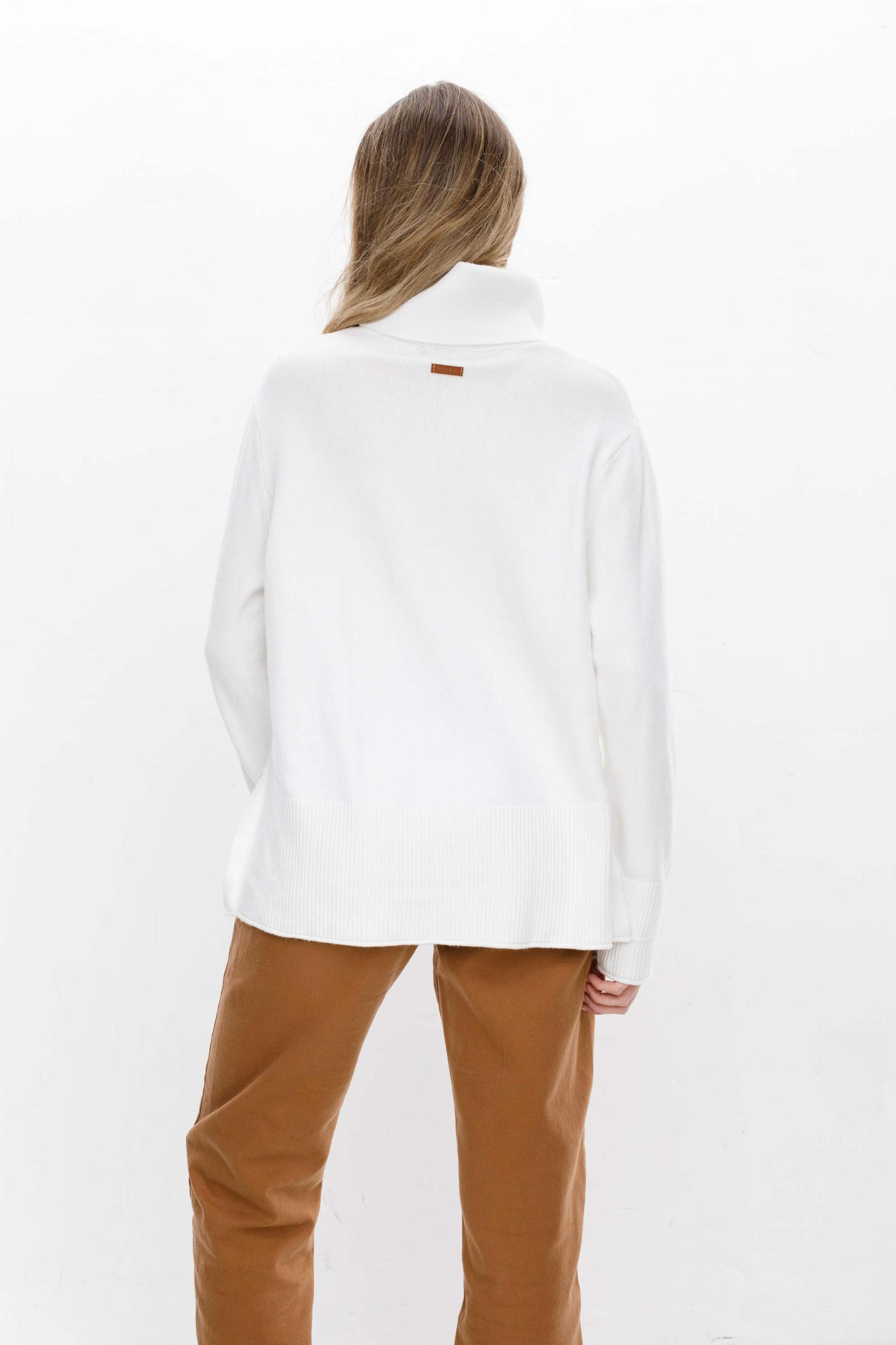 Sweater Polera Serrana blanco talle unico