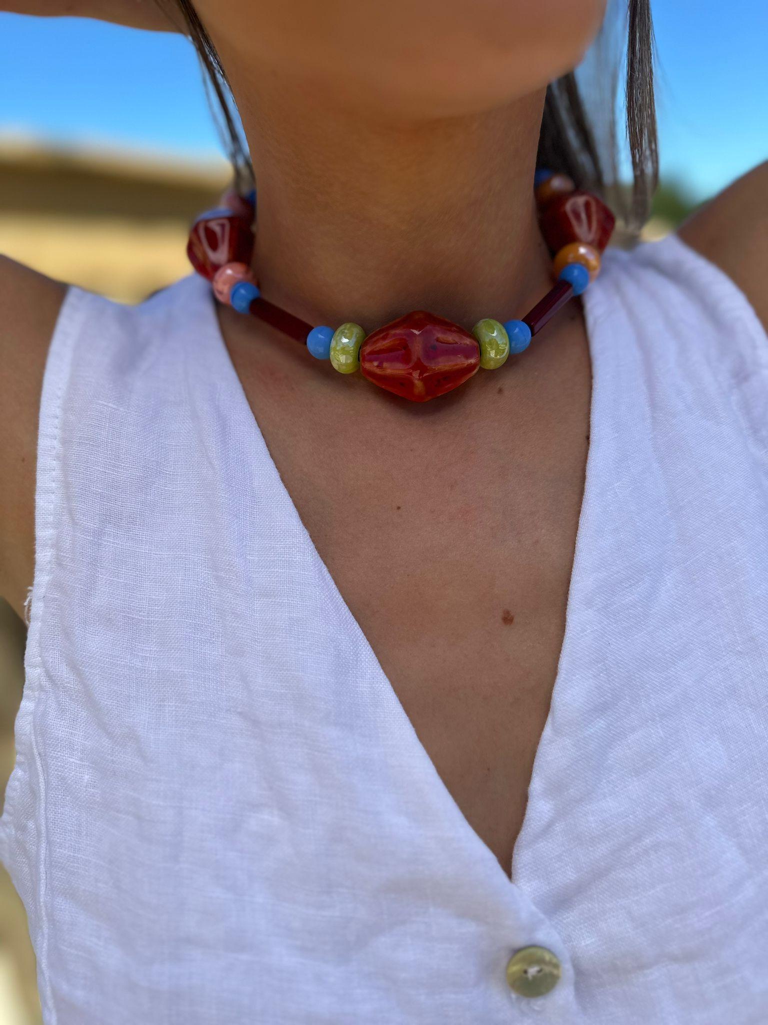 Collar Moka rojo talle unico