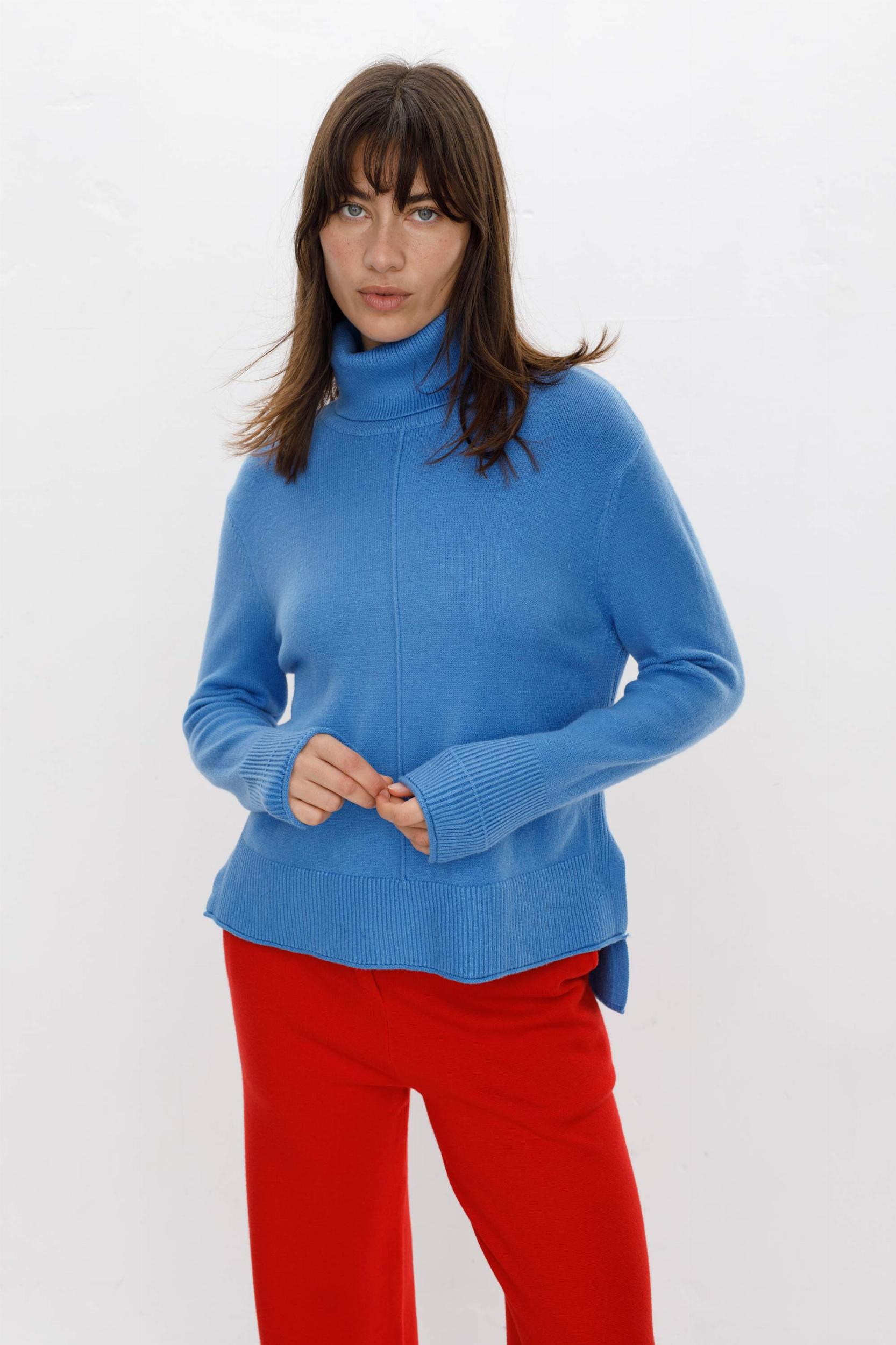 Sweater Polera Serrana azul talle unico