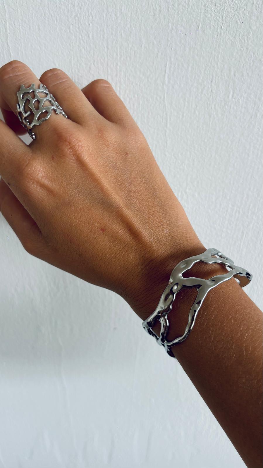 Brazalete Creta plateado n/a