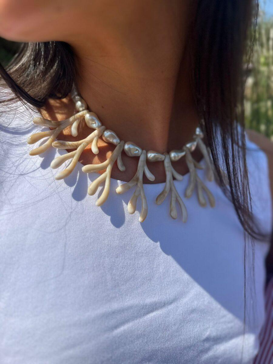 Collar Palm beige talle unico