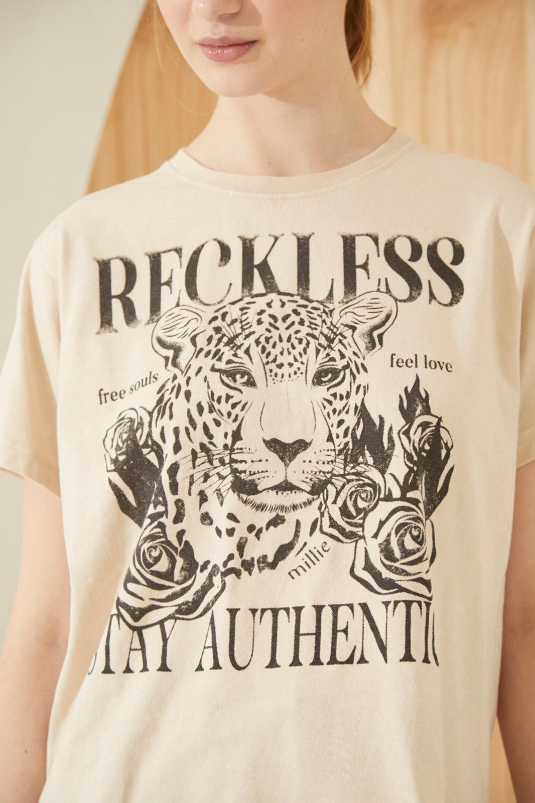 REMERA RECKLESS beige s/m