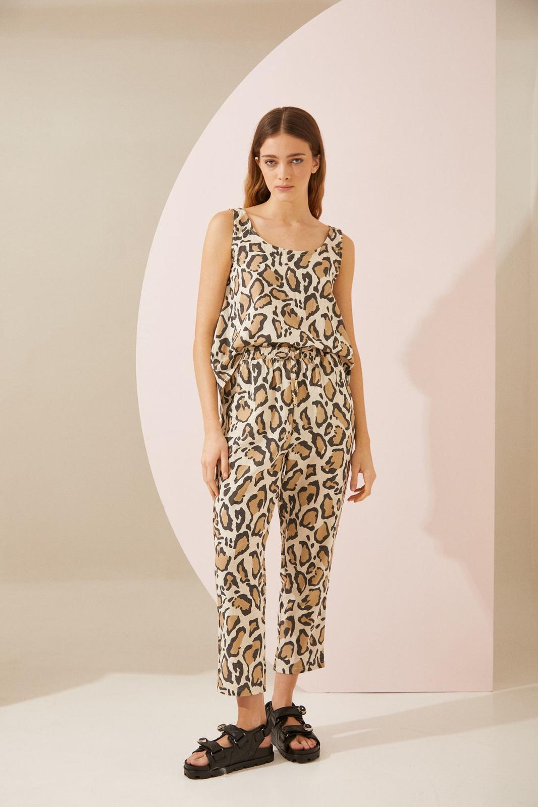 MUSCULOSA JUNGLE ANIMAL PRINT crudo l