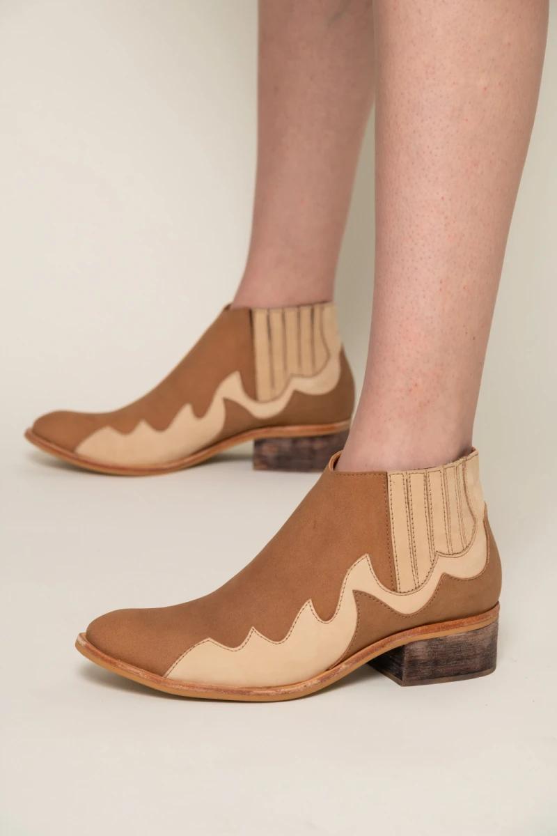 Botas Mallorca camel 37