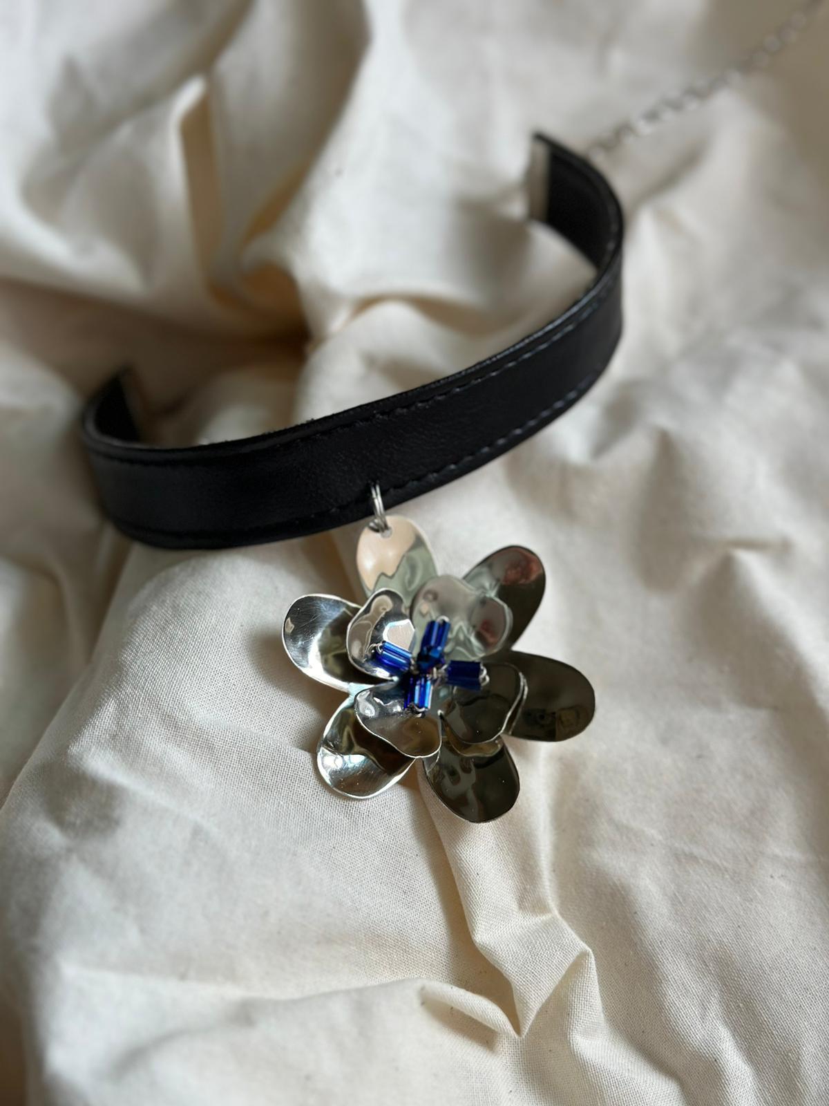 Choker Narciso azul talle unico