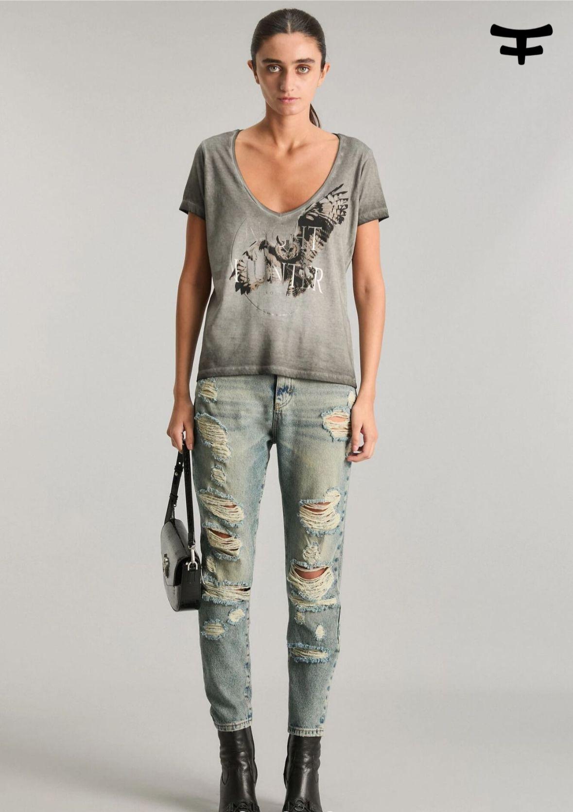 REMERA NIGHT HUNTER - KOSIUKO