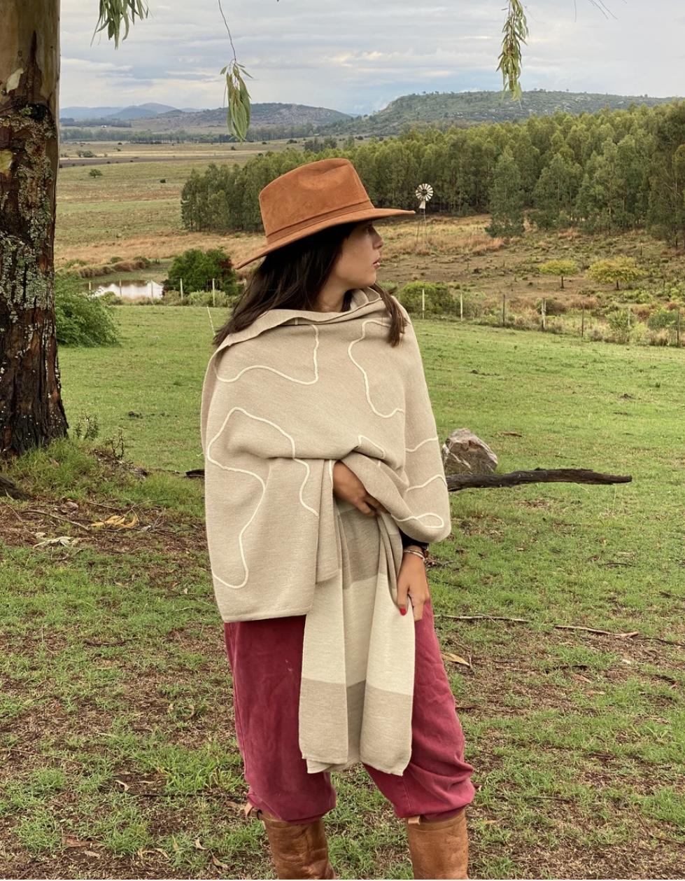 Pashmina Arabesco crudo talle unico