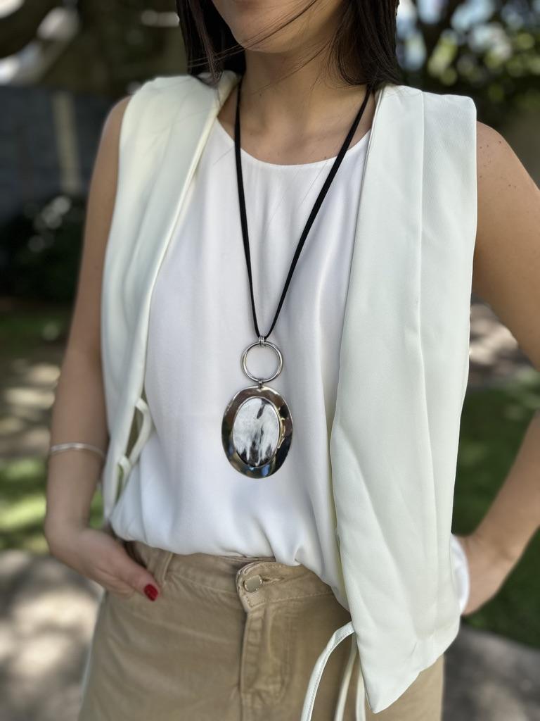 Collar Gili negro talle unico