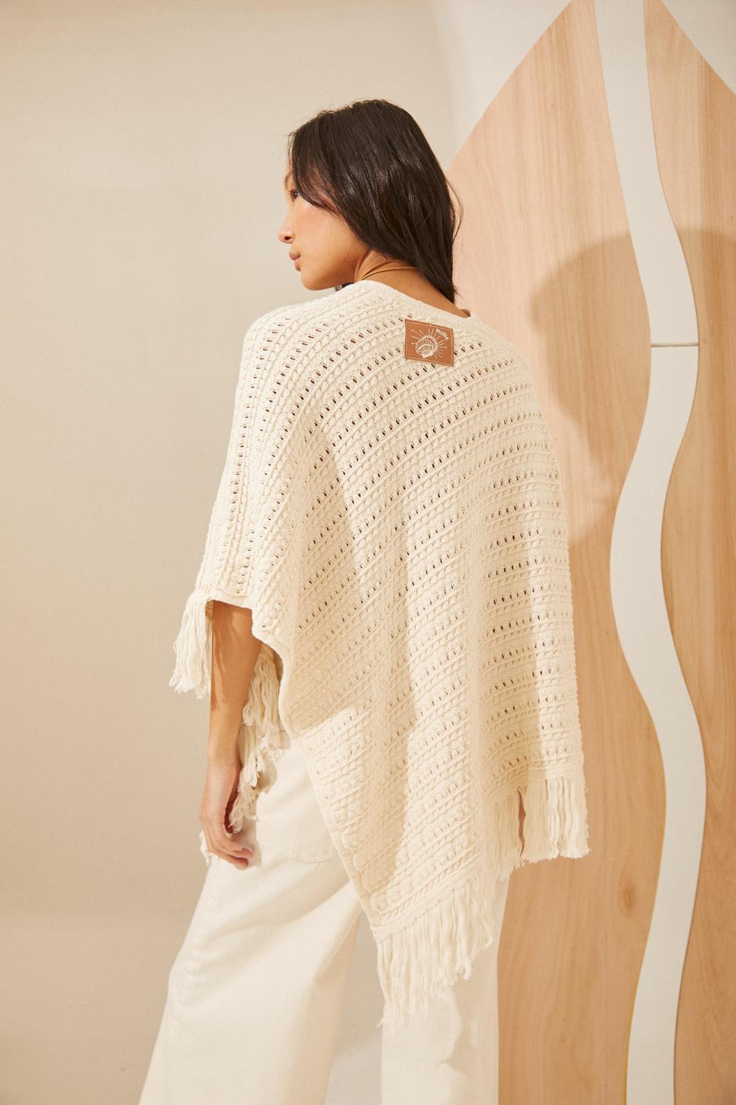 PONCHO WIND crudo talle unico