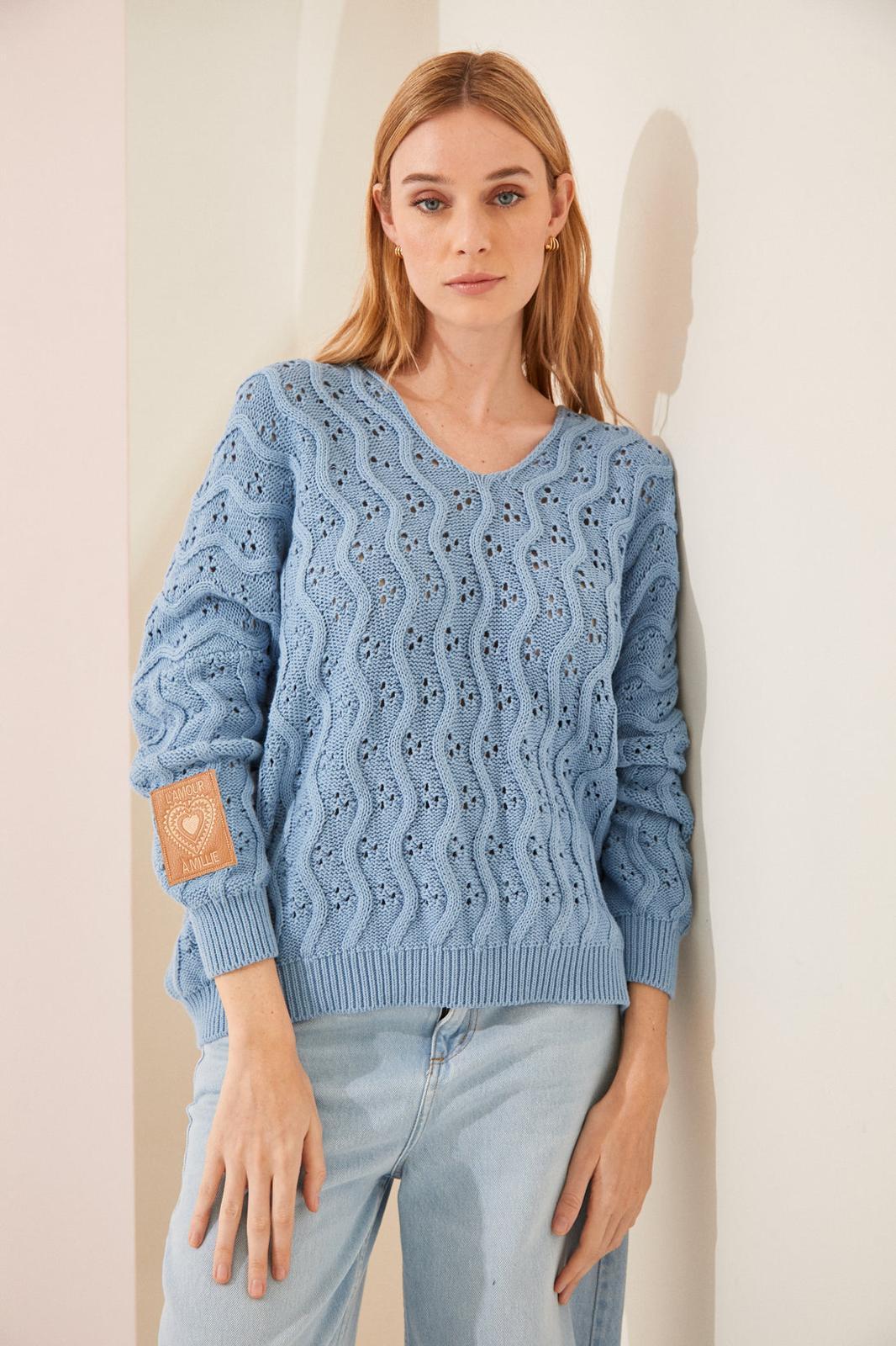 SWEATER AKIRA celeste talle unico