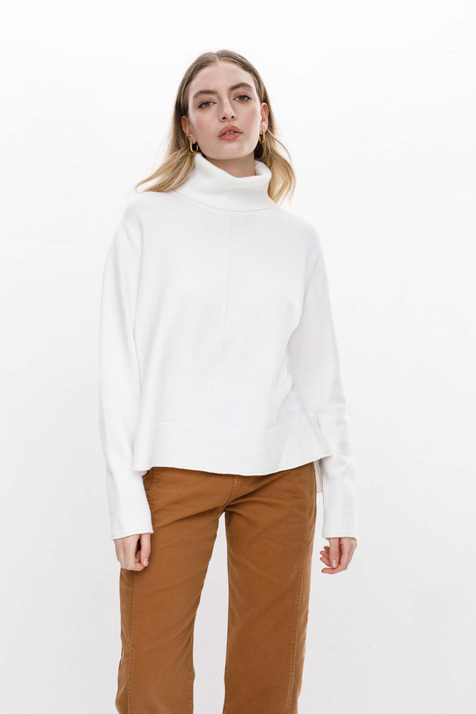 Sweater Polera Serrana blanco talle unico