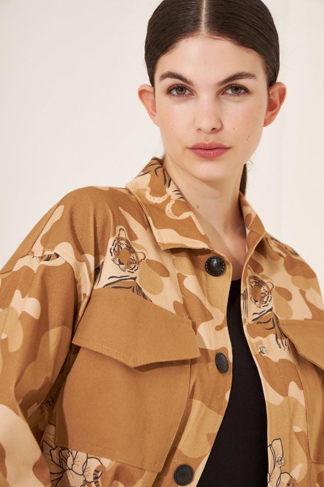 CHAQUETA CAMOUFLAGE camel s/m