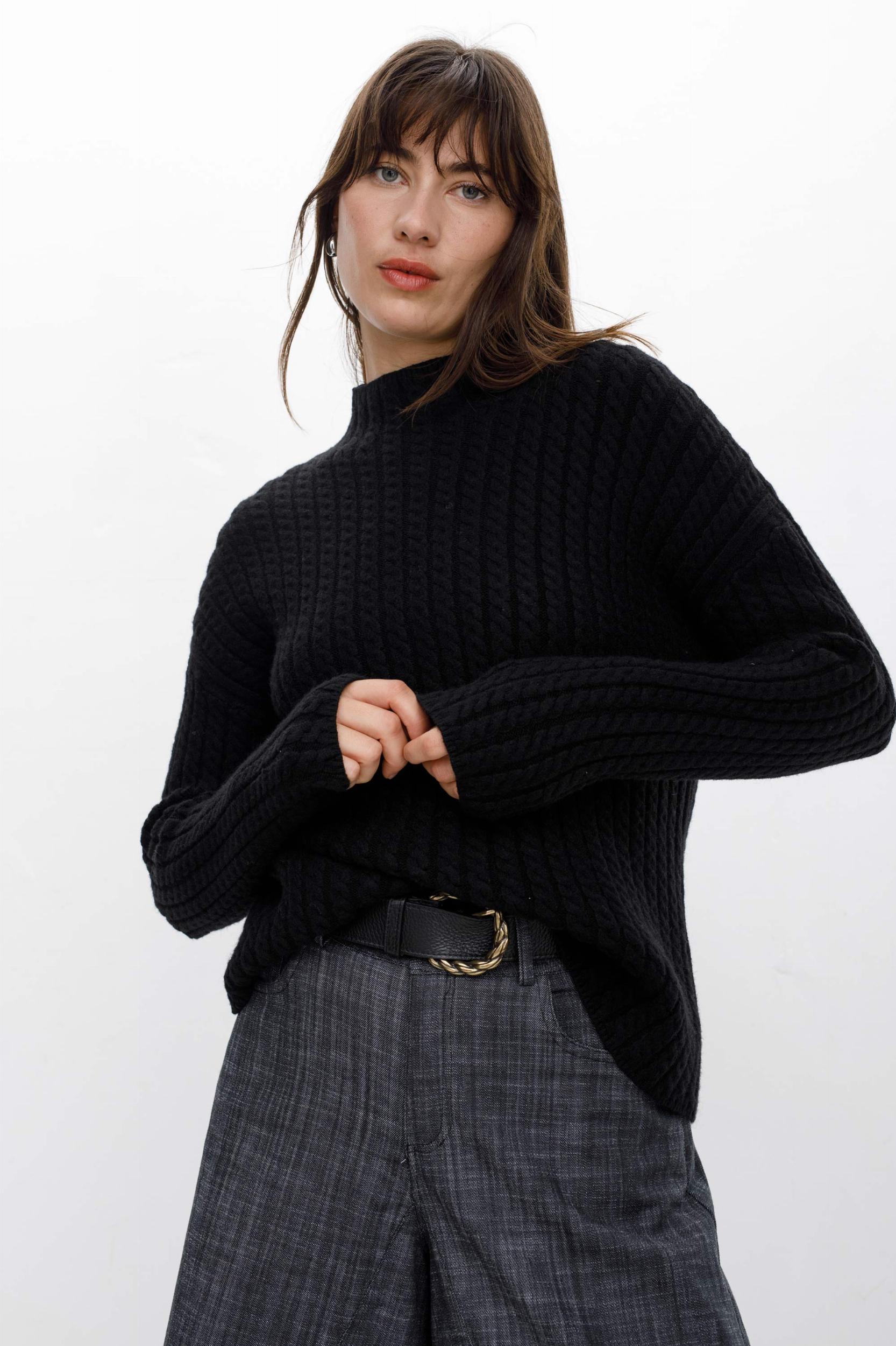 Sweater Espiral negro talle unico