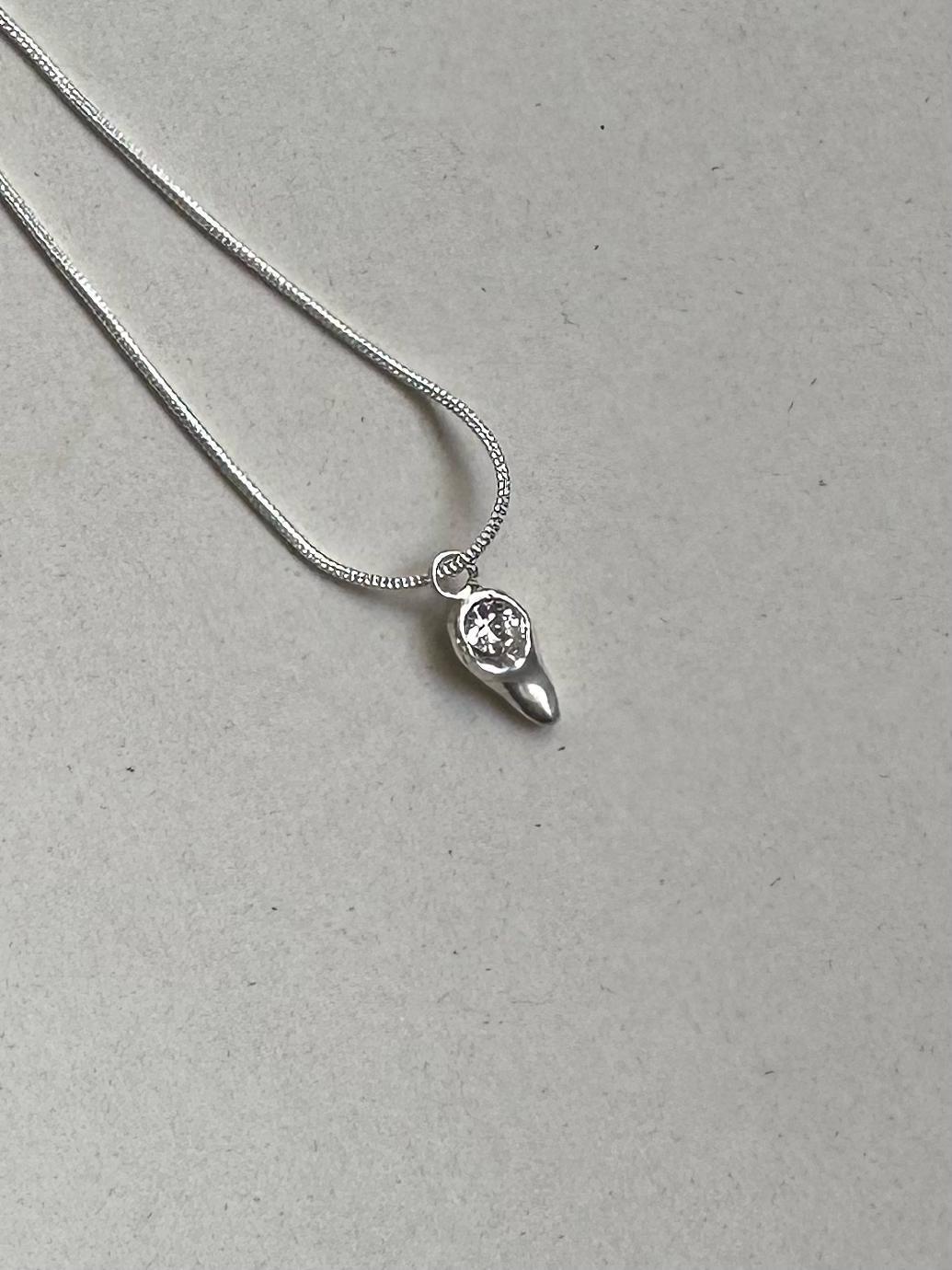 gota con cadena plateado n/a