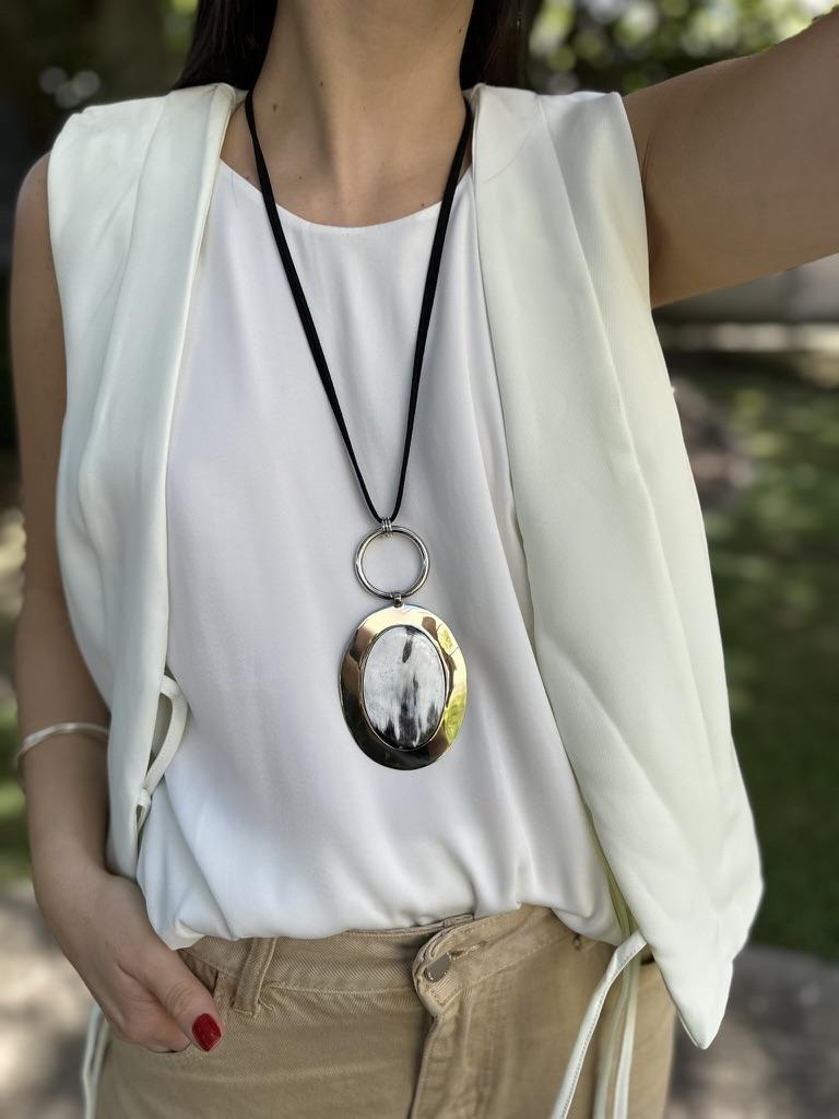 Collar Gili negro talle unico