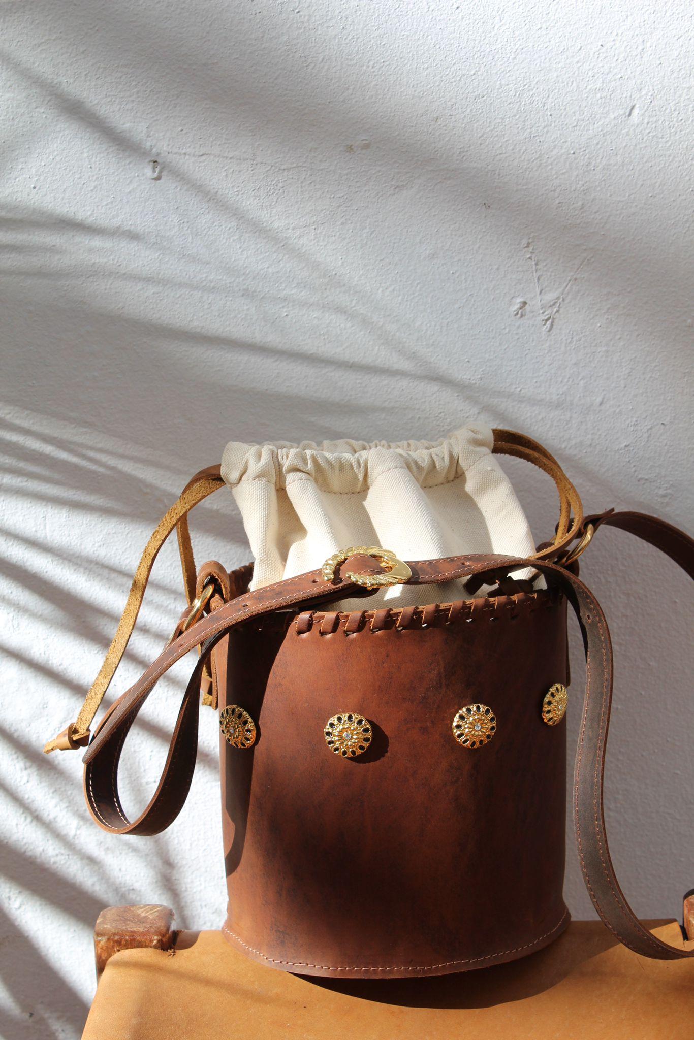 Bee Bucket Bag