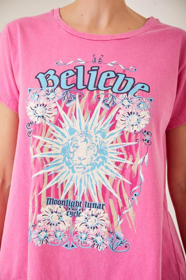 REMERA BELIEVE fucsia s/m