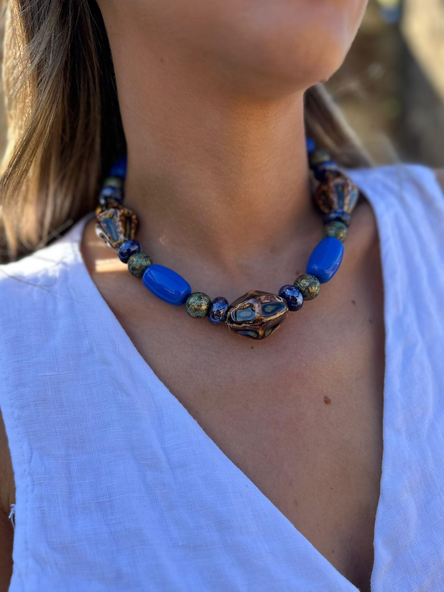 Collar Moka azul talle unico