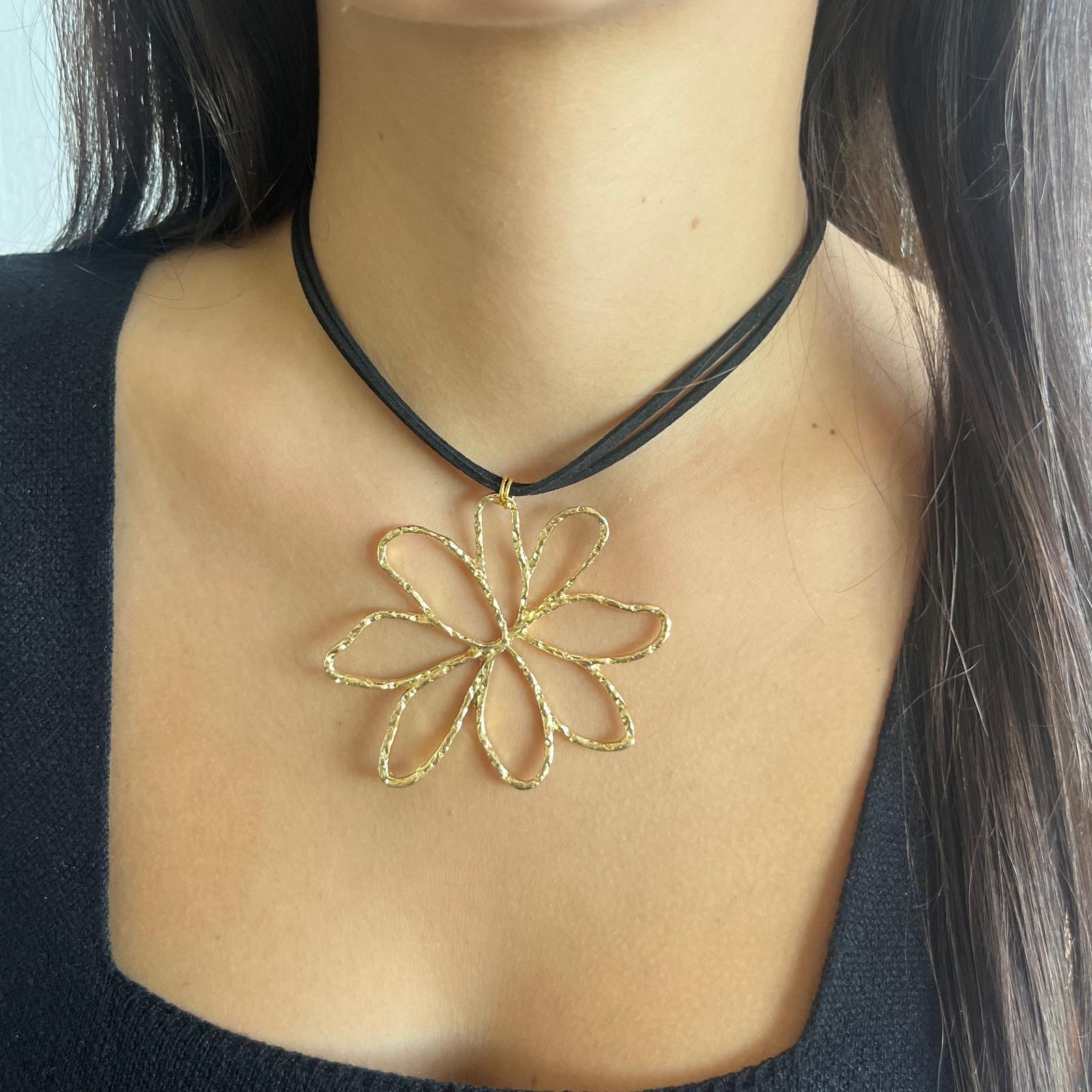 Collar Flora dorado n/a