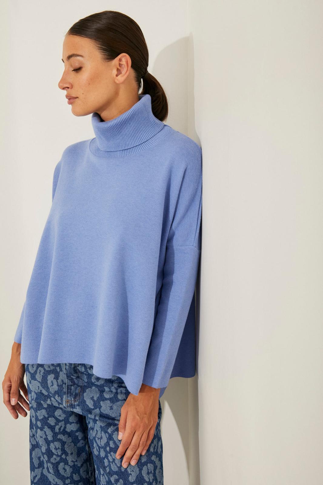 Polera Oliver celeste talle unico