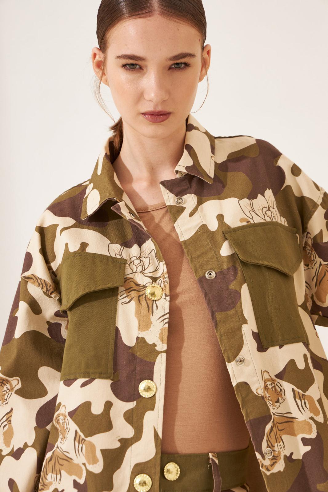 CHAQUETA CAMOUFLAGE verde m/l